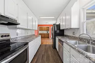 5969 Gold Creek Estate Dr, Hickory, NC 28601 - Photo 29