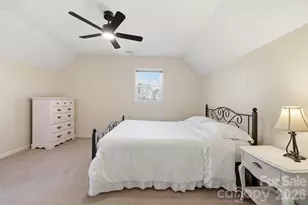 5969 Gold Creek Estate Dr, Hickory, NC 28601 - Photo 37