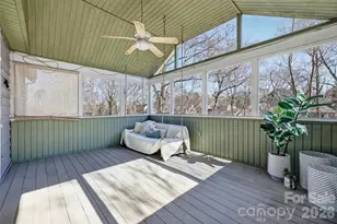 5969 Gold Creek Estate Dr, Hickory, NC 28601 - Photo 1