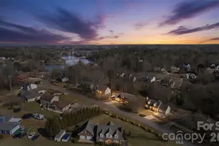 5969 Gold Creek Estate Dr, Hickory, NC 28601 - Photo 5