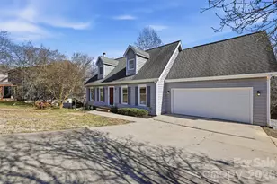 5969 Gold Creek Estate Dr, Hickory, NC 28601 - Photo 11