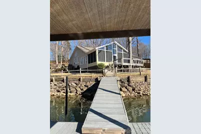 208 Island View Road, Mount Holly, NC 28120 - Photo 1