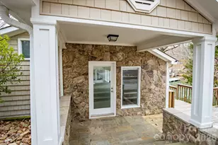 208 Island View Rd, Mount Holly, NC 28120 - Photo 1