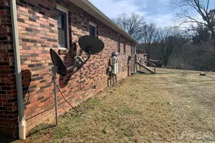 1006 3rd St SE, Hickory, NC 28602 - Photo 7