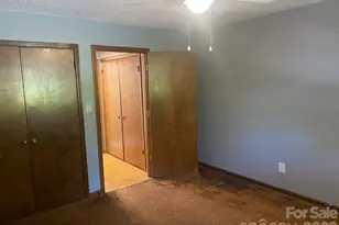 1006 3rd St SE, Hickory, NC 28602 - Photo 15