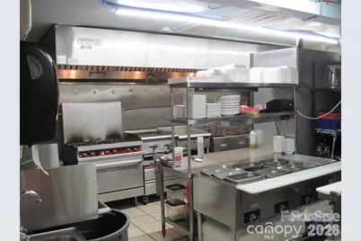 819 West Avenue NW, Lenoir, NC 28645 - Photo 7