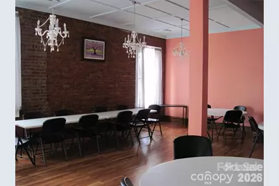 819 West Avenue NW, Lenoir, NC 28645 - Photo 9