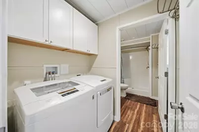 7039 Joe Bowman Avenue, Newland, NC 28657 - Photo 17