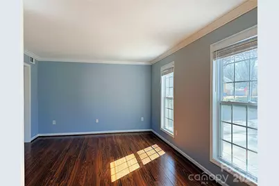 6430 Farmingdale Drive, Charlotte, NC 28212 - Photo 11