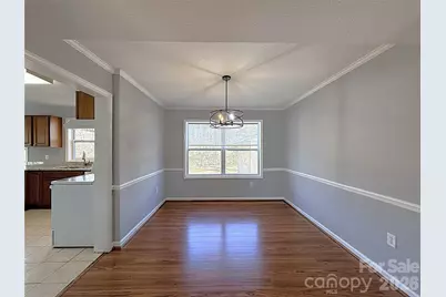 6430 Farmingdale Drive, Charlotte, NC 28212 - Photo 5