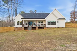 3207 Frazier Dr, Claremont, NC 28610 - Photo 33