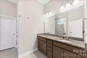 10619 Carver Falls Rd, Charlotte, NC 28214 - Photo 5