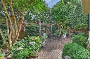 1127 S Kings Dr, Charlotte, NC 28207 - Photo 47