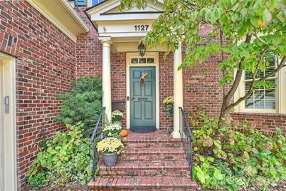 1127 S Kings Drive, Charlotte, NC 28207 - Photo 3