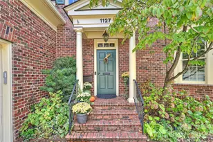 1127 S Kings Dr, Charlotte, NC 28207 - Photo 3