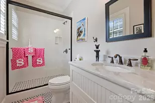 1127 S Kings Dr, Charlotte, NC 28207 - Photo 39