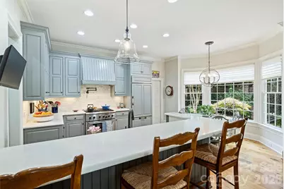 1127 S Kings Drive, Charlotte, NC 28207 - Photo 19