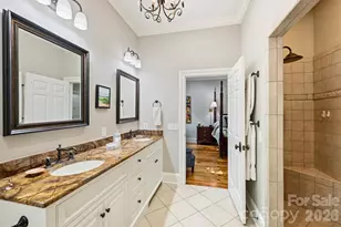 1127 S Kings Dr, Charlotte, NC 28207 - Photo 29