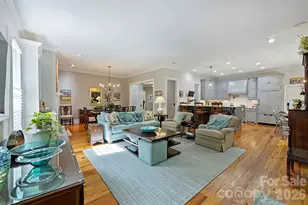 1127 S Kings Dr, Charlotte, NC 28207 - Photo 17