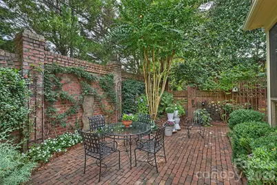 1127 S Kings Drive, Charlotte, NC 28207 - Photo 1