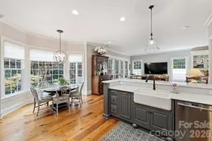 1127 S Kings Dr, Charlotte, NC 28207 - Photo 23