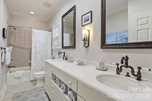 1127 S Kings Dr, Charlotte, NC 28207 - Photo 37