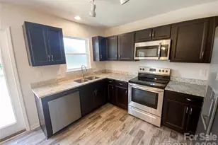 2706 Mayfair Ave, Charlotte, NC 28208 - Photo 9