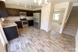 2706 Mayfair Ave, Charlotte, NC 28208 - Photo 11