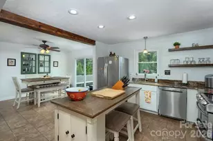 124 Oak Hill Rd, Candler, NC 28715 - Photo 7