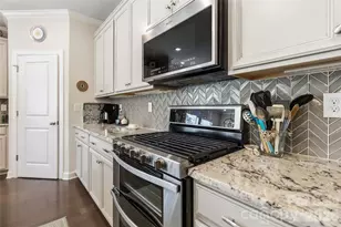 7615 Porrera St, Charlotte, NC 28214 - Photo 15