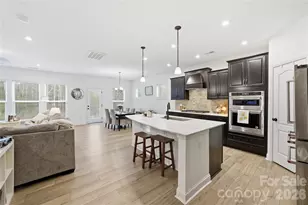 607 Southstone Dr, Matthews, NC 28104 - Photo 7