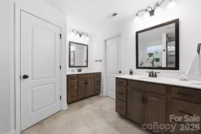 607 Southstone Drive, Matthews, NC 28104 - Photo 9