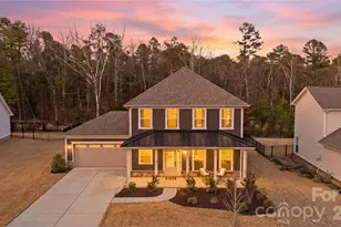 607 Southstone Dr, Matthews, NC 28104 - Photo 1