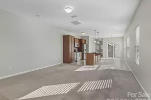 608 Cahill Ln, Fort Mill, SC 29715 - Photo 5