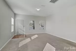 608 Cahill Ln, Fort Mill, SC 29715 - Photo 7