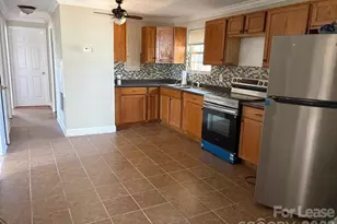 1103 Auten Rd, Charlotte, NC 28216 - Photo 11