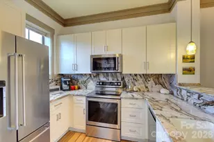 89 Stamford St, Asheville, NC 28803 - Photo 17