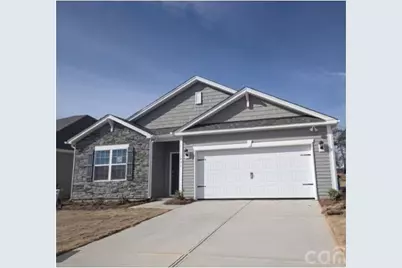 1421 6th Street NE, Hickory, NC 28601 - Photo 1