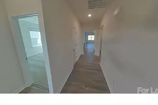 1421 6th St NE, Hickory, NC 28601 - Photo 5