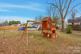 7501 Lancashire Dr, Mint Hill, NC 28227 - Photo 41