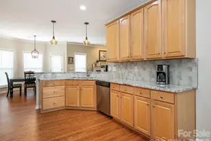 4121 Oakton Ridge Ct, Matthews, NC 28105 - Photo 15