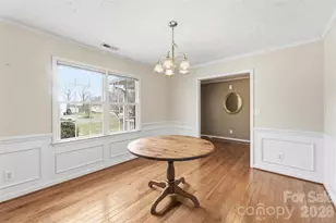 121 Gregory Ct, Mount Holly, NC 28120 - Photo 3