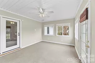 121 Gregory Ct, Mount Holly, NC 28120 - Photo 7