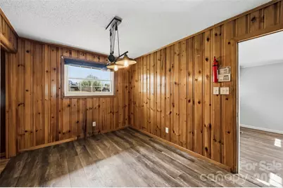 108 W Washington Avenue, Bessemer City, NC 28016 - Photo 7