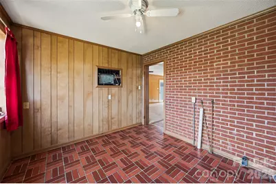 108 W Washington Avenue, Bessemer City, NC 28016 - Photo 21