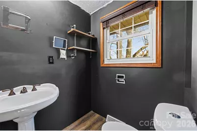 108 W Washington Avenue, Bessemer City, NC 28016 - Photo 27