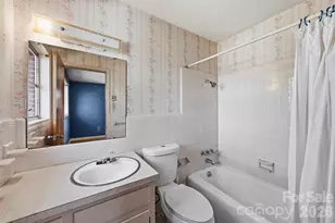 108 W Washington Ave, Bessemer City, NC 28016 - Photo 19