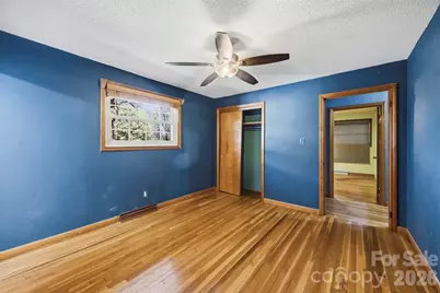 108 W Washington Avenue, Bessemer City, NC 28016 - Photo 17