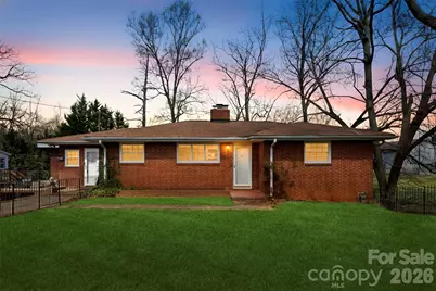 108 W Washington Avenue, Bessemer City, NC 28016 - Photo 1