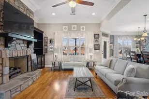 137 Ledge Stone Ln, Gaffney, SC 29341 - Photo 9